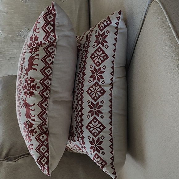 Holiday Accent Pillow SET of 2 - Picture 5 of 7
